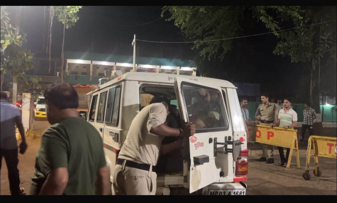 शराब सप्लाई से मना करने पर युवक से मारपीट, 7 पर केस दर्ज - 5 आरोपी गिरफ्तार, 2 की तलाश जारी